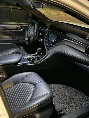 на тойота: Toyota Camry: 2018 г., 2.5 л, Автомат, Бензин, Седан — 6
