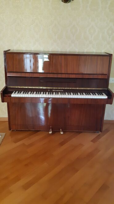 Sintezatorlar: Piano, Belarus, Akustik