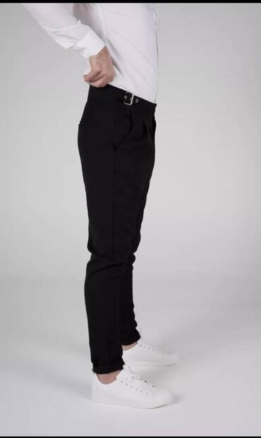 укороченный пиджак и брюки: Брюки цвет - Черный