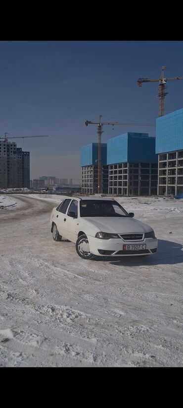 Daewoo: Daewoo Nexia: 2011 г., 1.5 л, Механика, Бензин, Седан