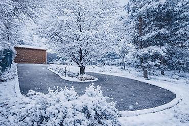Prodaja stanova: Na prodaju lux kuća 24km od Bulevara Kralja Aleksandra. Zbog odlaska — 3