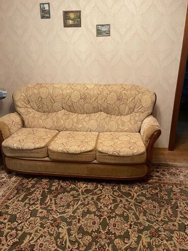 надувной диван: Түсү - Саргыч боз, Колдонулган