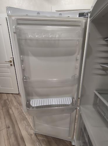indesit: Холодильник Indesit, Б/у, Двухкамерный, De frost (капельный), 155 * — 5