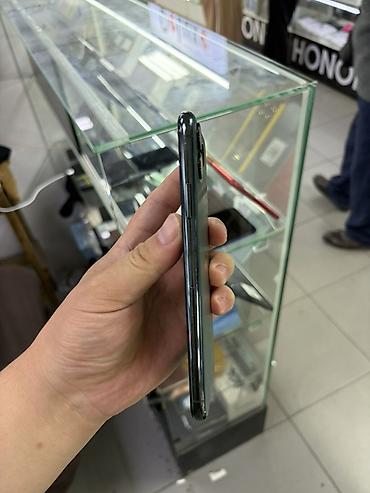 сколько стоить айфон 11: IPhone 11 Pro, цвет Midnight Green. Ключевые особенности: - Экран — 2