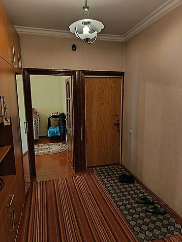 7ci mk: Bakı, 7-ci mikrorayon, 4 otaqlı, Köhnə tikili, m. Azadlıq Prospekti, 87 kv. m — 2