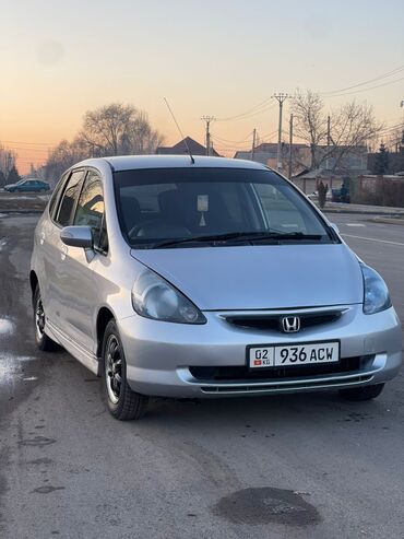 Honda: Honda Fit: 2003 г., 1.3 л, Вариатор, Бензин, Хэтчбэк