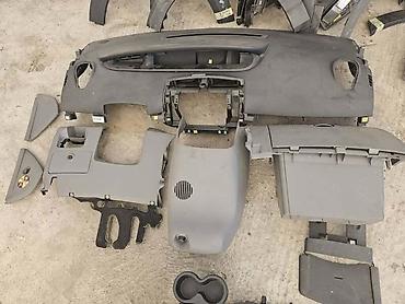 akumulator: PLASTIKA KASETA NASLON ZA RUKU ZA RENAULT SCENIC — 1