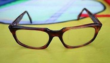 Ostali kućni aparati: Vintage REVUE - Okvir za naocare sa dioptrijom ORIGINAL. KLASIČAN i — 10