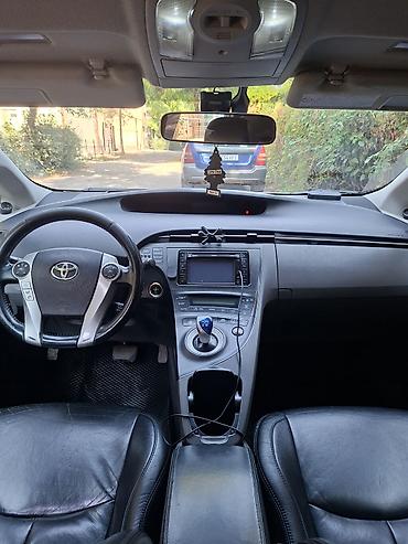 приматок на фит: Toyota Prius: 2010 г., 1.8 л, Вариатор, Гибрид, Хэтчбэк — 4