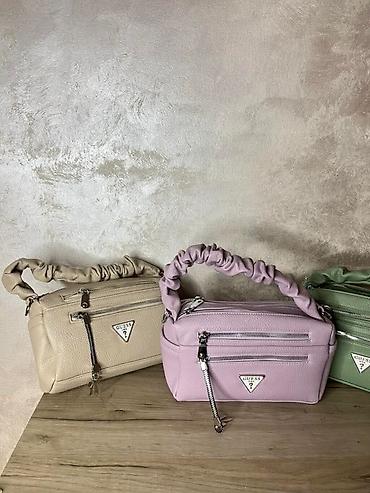 Putni koferi i torbe: Moderne ženske torbe – više modela i boja 1) Elegantne tote torbe — 2