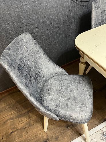 2 əl divanlar: Satılır ikinci əldir 600azn
Razılaşma olacaq — 3
