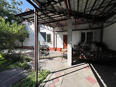 Продажа коттеджей и домов: 5 комнат, 209 м², 4 соток, Бишкек, Агентство недвижимости — 26