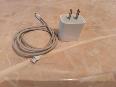 wifi адаптер 5g: Adapter Apple, 20 Vt, İşlənmiş