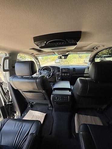 Продажа авто: Toyota Sequoia: 2021 г., 5.7 л, Автомат, Бензин, Внедорожник — 9