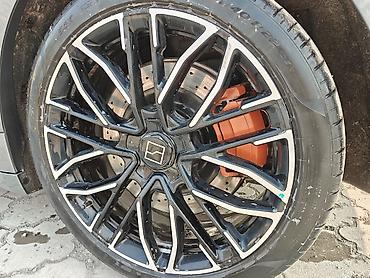 Zeekr: Zeekr 001: | 2023 г. Фастбек — 11