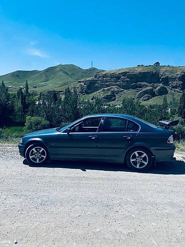 kaiyi e5: BMW 3 series: 2000 г., Седан — 2