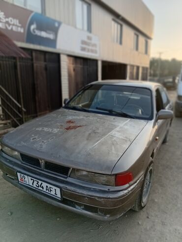продаю после дтп: Mitsubishi Galant: 1989 г., 2 л, Механика, Бензин, Седан
