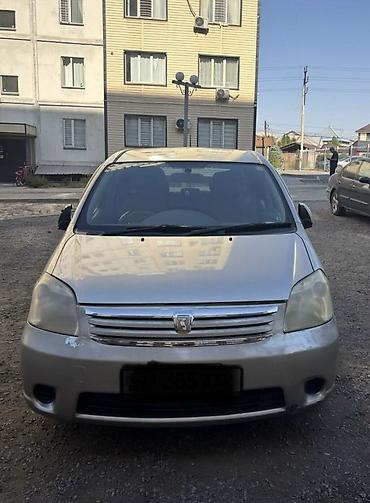 Toyota Raum: 2005 г., 1.5 л, Автомат, Бензин, Минивэн