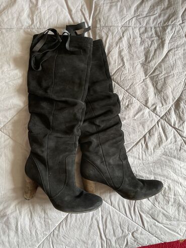 женская зимняя обувь бишкек: Сапоги, 39, цвет - Черный