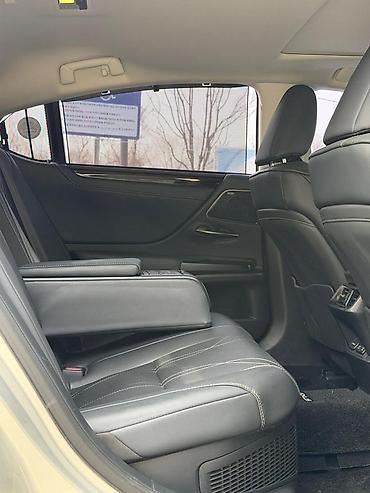 Lexus: Lexus ES: 2019 г., 2.5 л, Автомат, Гибрид — 24