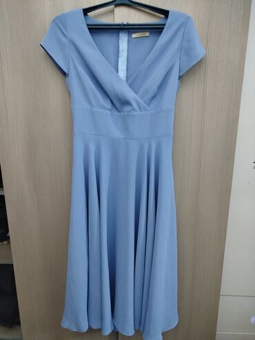 платье 48 размер: Бальное платье, Стандарт, Длинная модель, цвет - Голубой, В наличии