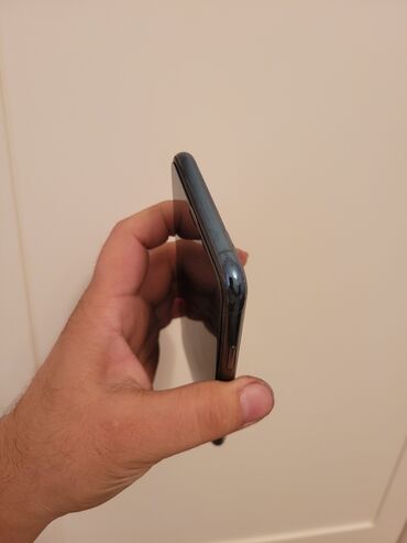 Apple iPhone: IPhone 11 Pro Max, 64 GB, Graphite, Face ID — 6