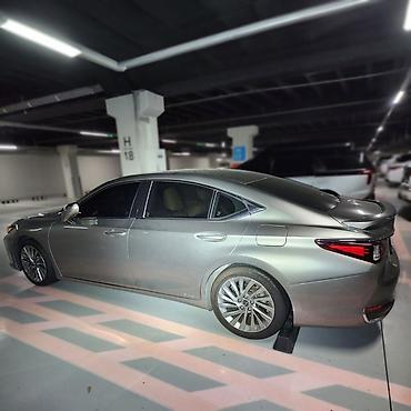 лексус гибрит: Lexus ES: 2020 г., Гибрид, Седан — 3