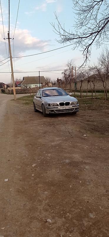 mercedes 180 b: BMW 5 Series E39 sedan – gümüşü rəng. - Kuzov: 4 qapı, M-Style ön-arka — 1
