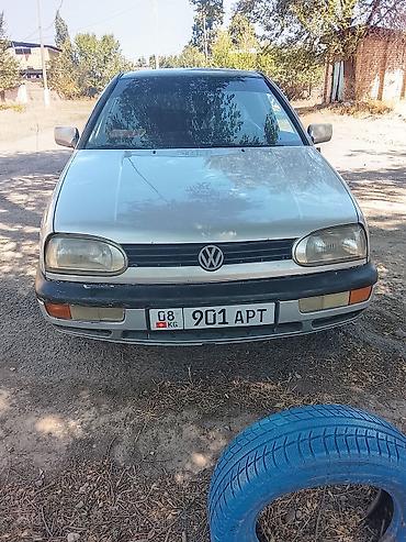 pasat b5: Volkswagen Golf: 1996 г., 1.8 л, Механика, Бензин, Хэтчбэк — 4