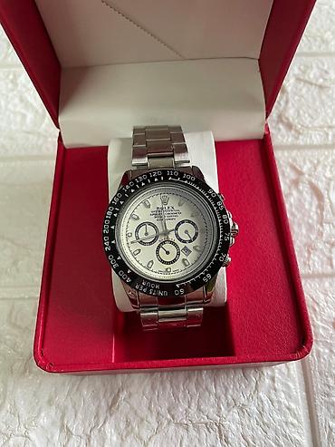 Ručni satovi: 02. Cena:2800in (Bez kutije)
Cena:3300din (Sa kutijom) — 25