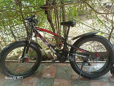 canyon velosiped: GUNSROSE fatbike velosiped Xüsusiyyətlər: - Geniş “fat” təkərlər – — 1