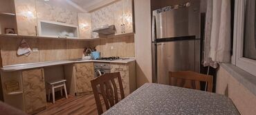 Uzunmüddətli kirayə mənzillər: Nəsimi rayon Zərifə Göz klinikasının yaxınlığında Cavadxan küçəsində 9 — 6