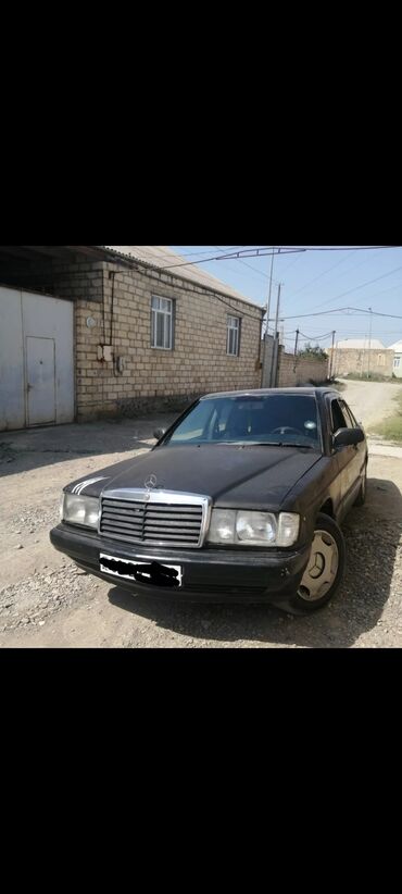 maşın çeşqa: Mercedes-Benz 190: 0.2 l | 1989 il Sedan