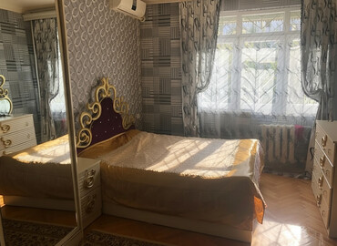 Otaqların uzunmüddətli kirayəsi: Qizlarla olan otaq veri̇li̇r!!Memar əcəmi m/s düz yanı,2 dəqiqəlik — 1