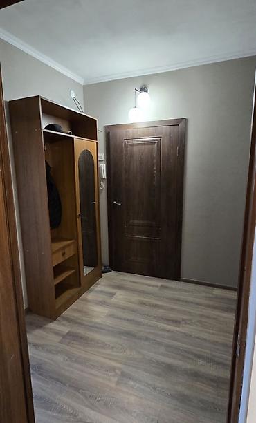 Сдается 1‑комнатная квартира, 8 микрорайон. Планировка и этаж: - 1 at lalafo.kg Сдается 1‑комнатная квартира, 8 микрорайон. Планировка и этаж: - 1