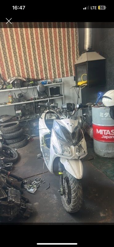 крыло на мотоцикл: Honda