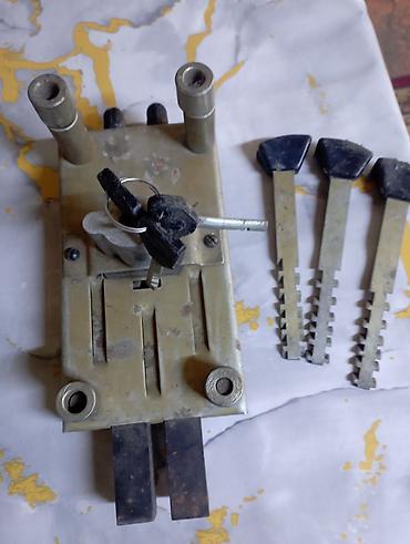 acar dəsdi: Metal qapı üçün mexaniki sürgülü kilid komplekti - İri ölçülü, ikiqat — 1
