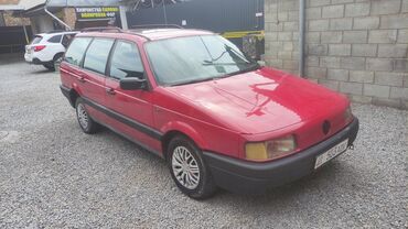 Volkswagen: Volkswagen Passat: 1988 г., 1.8 л, Механика, Бензин, Универсал