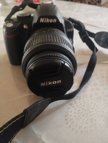 аккумулятор 12в 7а ч: Nikon D3000 modeli rəqəmsal güzgülü fotoaparat, istifadəçilərə yüksək
