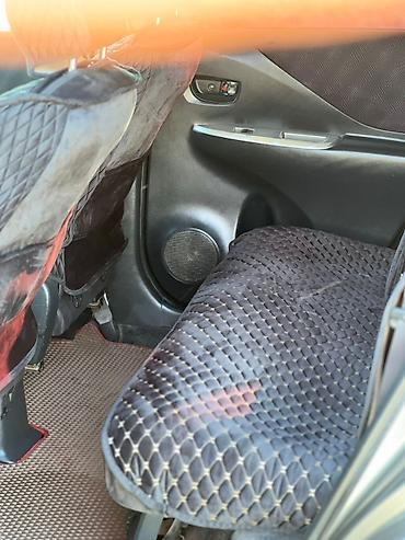 Toyota: Toyota Ractis: 2006 г., 1.5 л, Автомат, Бензин — 12