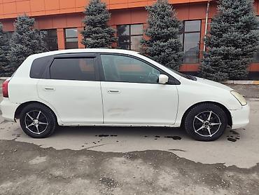 Honda: Honda Civic: 2002 г., 1.5 л, Вариатор, Бензин, Хэтчбэк — 4