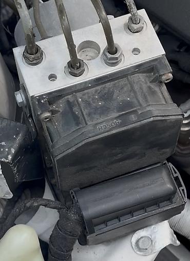 Блок ABS BMW 2003 г., Б/у, Оригинал, Япония