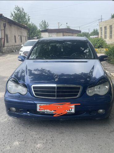 салон от мерса: Mercedes-Benz C 200: 2003 г., 1.8 л, Механика, Бензин, Седан