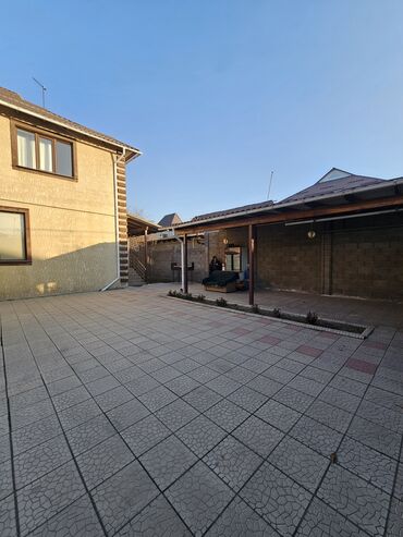Продажа домов: Дом, 250 м², 5 комнат, Собственник at lalafo.kg — 5 Продажа домов: Дом, 250 м², 5 комнат, Собственник — 5