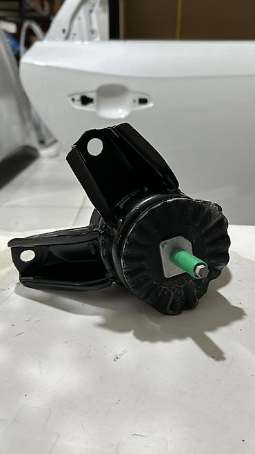 Подушки мотора: 1001770-CJ01 Changan CS55 Karobka Paduşkası — Karobka paduşkası — 5