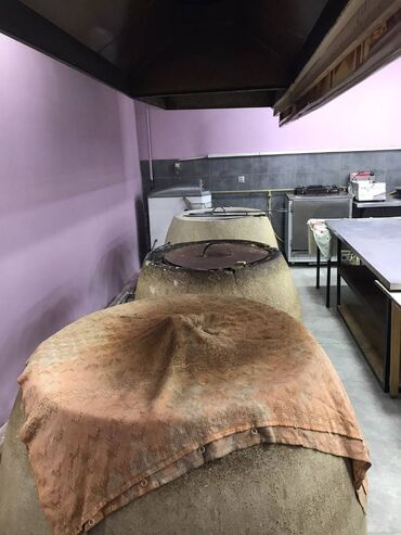 Digər kommersiya daşınmaz əmlakı: 3 mikrorayonda yolun kənarında obyekt icarəyə verilir.3 təndir kurə 2 — 7