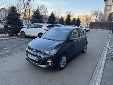 Chevrolet: Chevrolet Spark: 2017 г., 1 л, Автомат, Бензин, Хэтчбэк