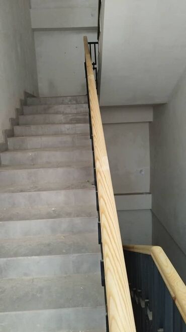 Готовые перила: Готовые перила, Материал: Дерево, Для балкона, Новый — 23