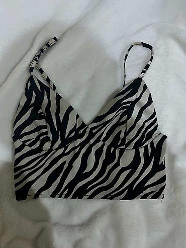 qadın krop top: Zebra naxışlı qadın crop top - Model: tənzimlənən nazik askılı — 2