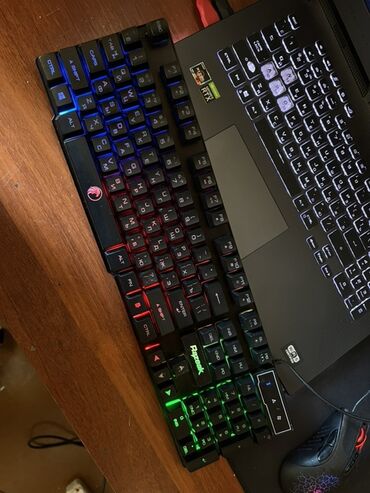 корпус rgb: Клавиатура, Механическая, Проводное подключение, Размер: 100%